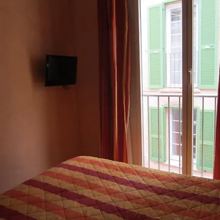 Отель Hotel Athena