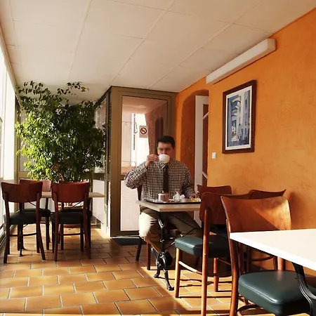 Отель Hotel Athena 3*