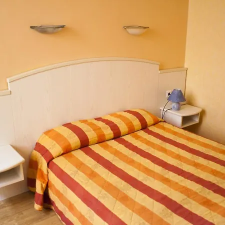 Hotel Athena Бастия