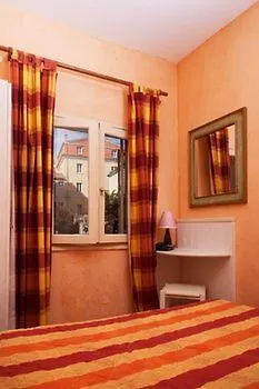 Hotel Athena Отель 3*