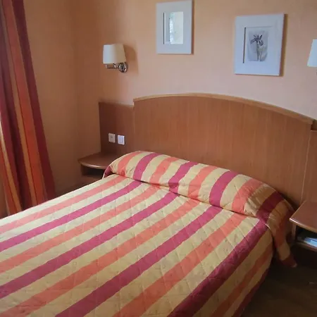 Hotel Athena