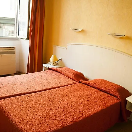 Hotel Athena